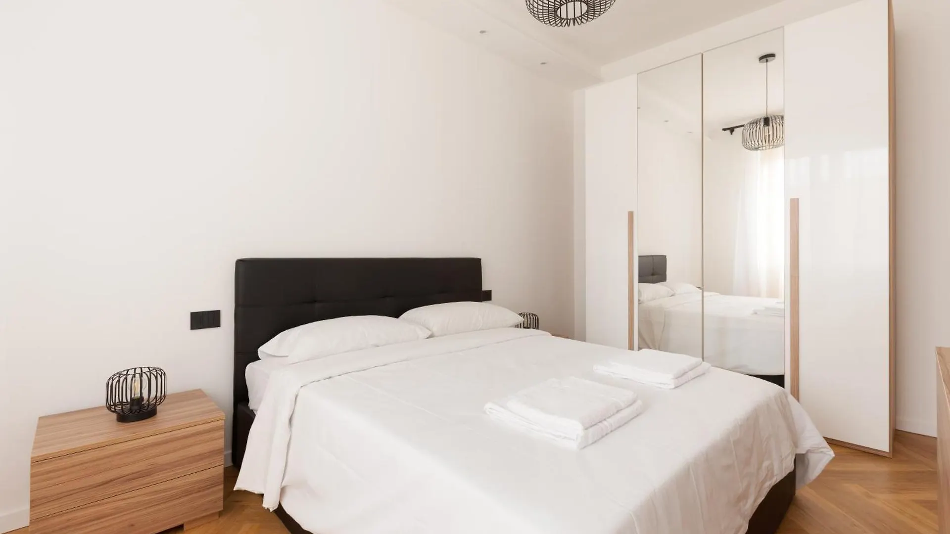 Paul House Buenos Aires Lägenhet Milano Italien